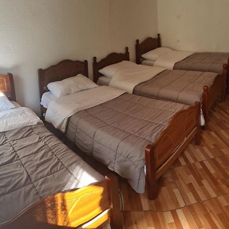 Guest House Emanueli Tropoje Екстер'єр фото
